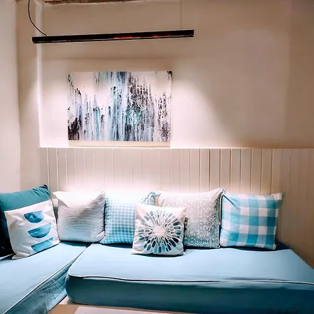 Kalli's Traditional Renovated House In Chora d'Ios