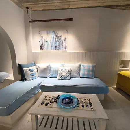 Kalli's Traditional Renovated House In